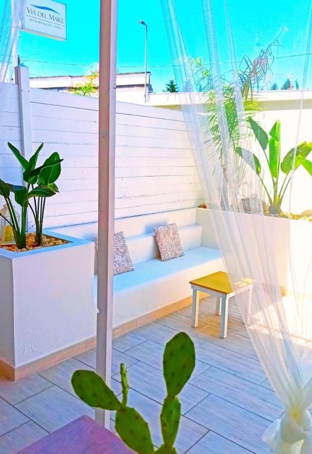 B&B Suites Via Del Mare 프레제스 외부 사진