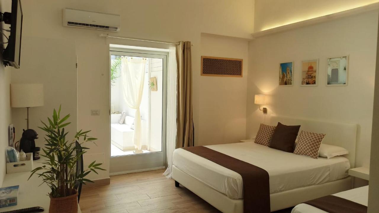 B&B Suites Via Del Mare 프레제스 외부 사진