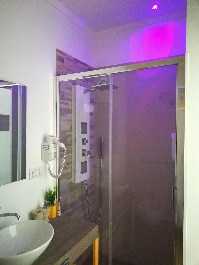 B&B Suites Via Del Mare 프레제스 외부 사진