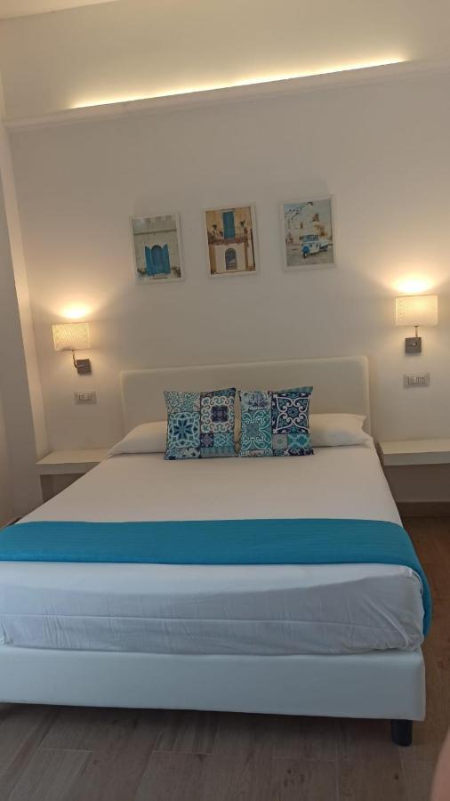 B&B Suites Via Del Mare 프레제스 외부 사진