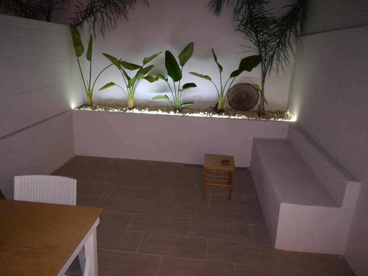 B&B Suites Via Del Mare 프레제스 외부 사진