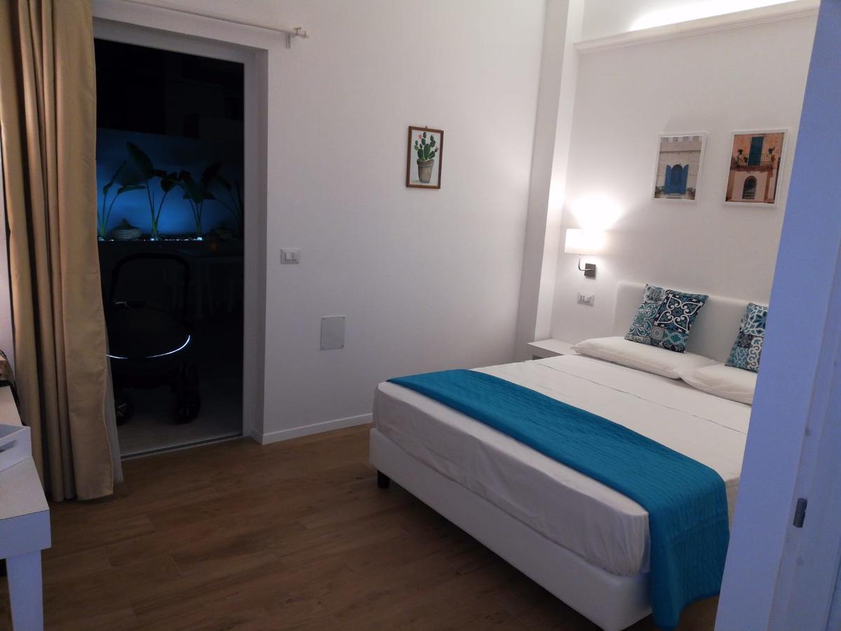 B&B Suites Via Del Mare 프레제스 외부 사진