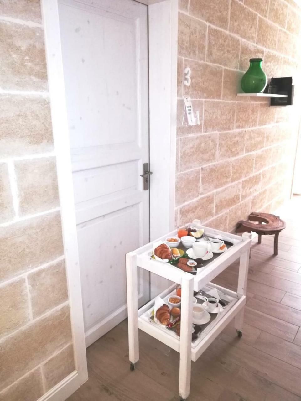 B&B Suites Via Del Mare 프레제스 외부 사진