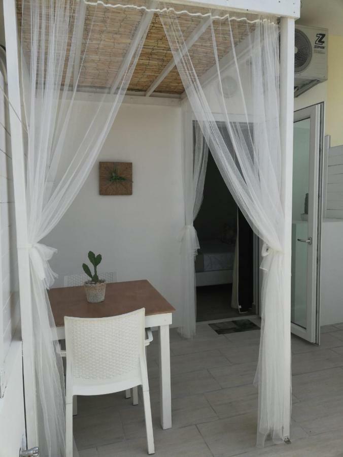 B&B Suites Via Del Mare 프레제스 외부 사진