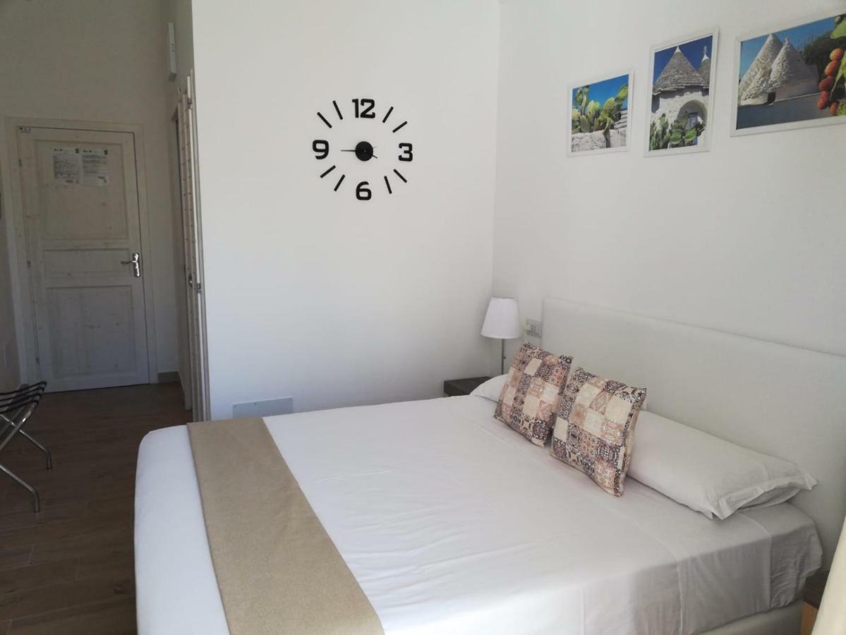 B&B Suites Via Del Mare 프레제스 외부 사진